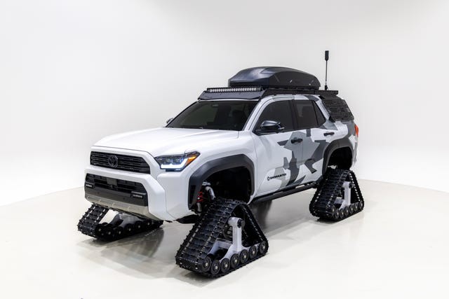 Toyota представляет пять концептов Snowhunter для зимнего бездорожья на SEMA 2026