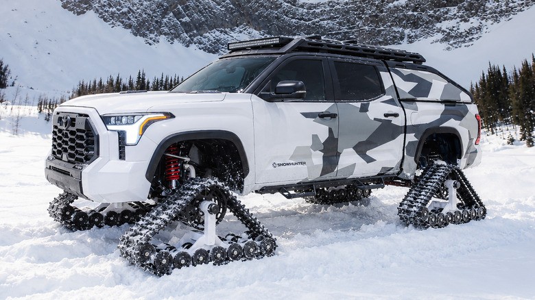 Концепты Toyota Snowhunter для экстремального бездорожья и снежных трасс