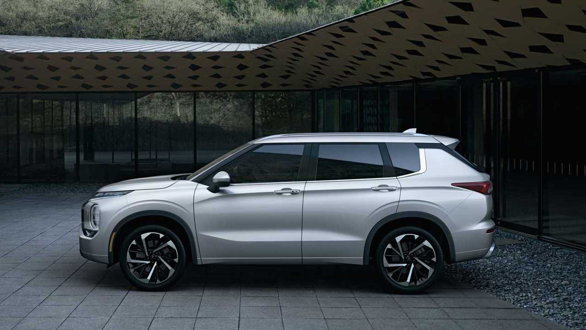 Mitsubishi Outlander (2021)
