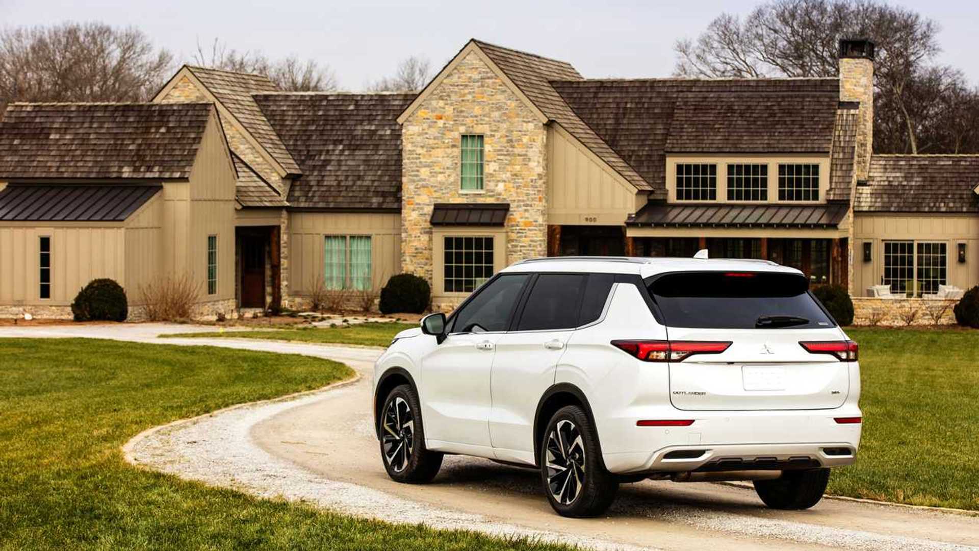 Mitsubishi Outlander (2021)